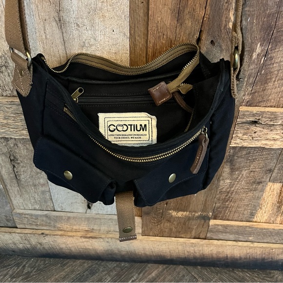 Canvas Messenger Bag - Picture 8 of 8